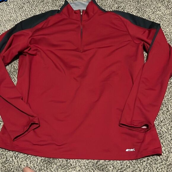 Mec Mountain Equipment - Polartec - Red 1/4 Zip - Long Sleeve - XL - Picture 1 of 7